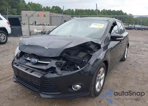 2012 Ford Focus Se z USA, uszkodzony, nr VIN 1FAHP3K24CL128605